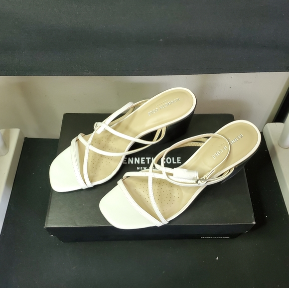 KENNETH COLE NEW YORK Maise Heel Sandal Strap 10 - Picture 6 of 12